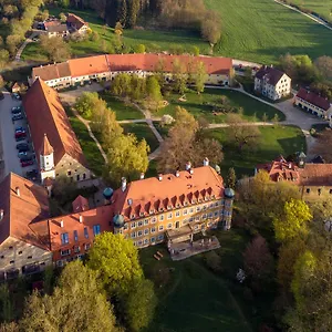 ** Hotel Naturschlosshotel Blumenthal Niemcy